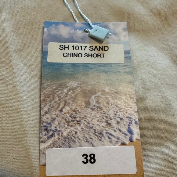 Georg Roth Chino Shorts in Sand - Picture 5 of 6